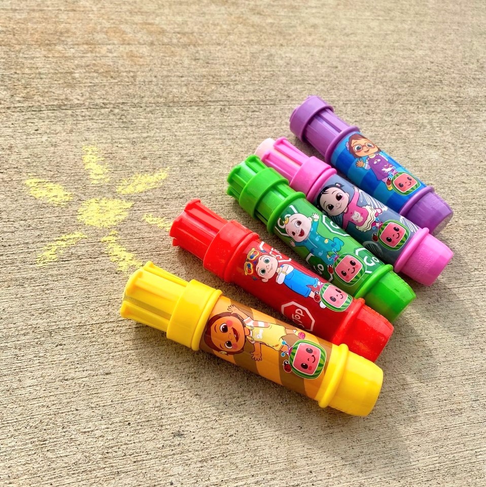 Sunny Days Entertainment CoComelon Jumbo Chalk Holders | 5 Chalk Holders For Kids | Toddler Sidewalk Chalk